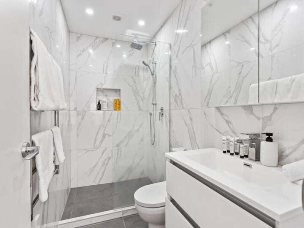 Sleek Modern Pad Next To Spark Arena Free Parking Оукланд Екстериор снимка